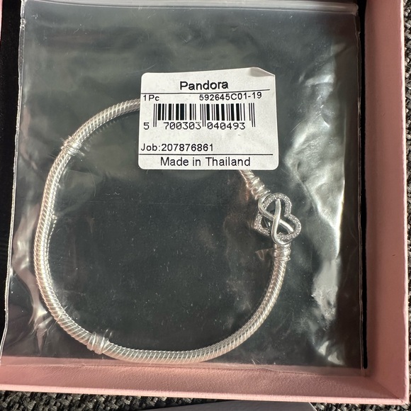 New, never worn, size 7.5 - Picture 3 of 3